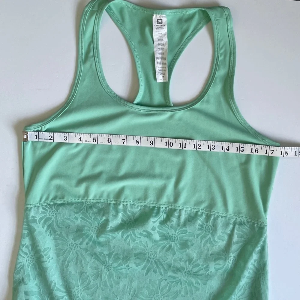 Fabletics Racer Back Tank Top Size M - Picture 6 of 7